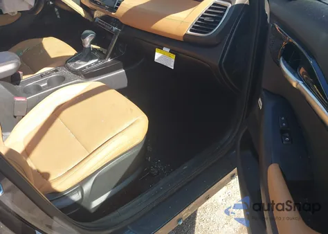 2024 Kia Seltos Sx Turbo z USA, uszkodzony, nr VIN KNDETCA72R7567972